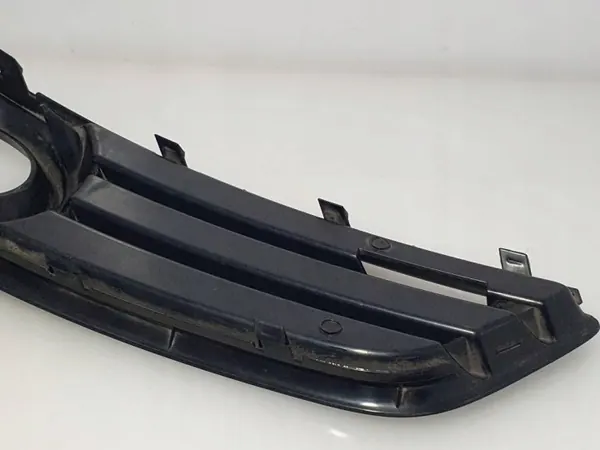 Grille Halogène Audi A3 8P OEM 8P0807682E - Ensemble image 6