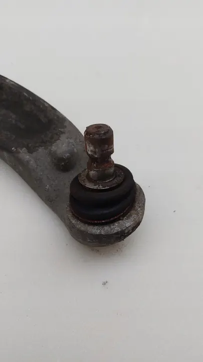 Braccio di controllo inferiore destro Hyundai i40 Lift 2015- image 2