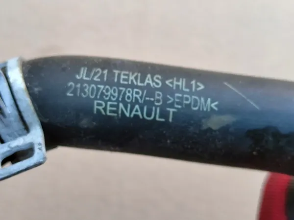 Dacia Sandero III 1.0 TCE Carcasa de Termostato & Mangueras de Agua image 6