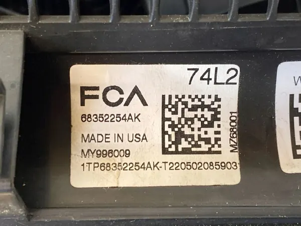 Caixa do Aquecedor Jeep OEM 68352254AK - Usado image 8