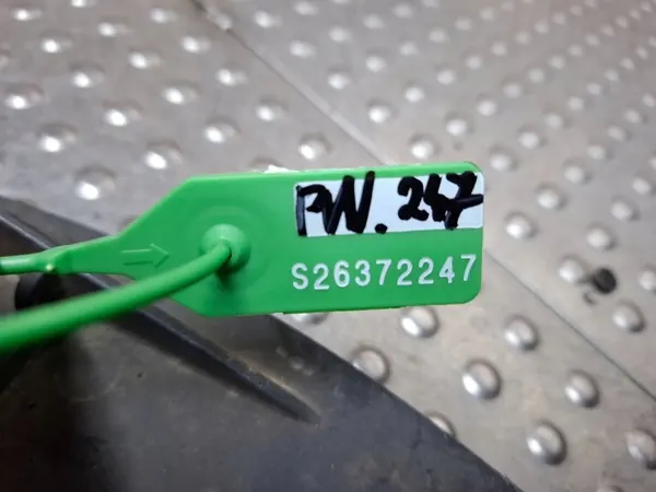 Querlenker-Abdeckung OEM S26372247 Links Hinten Audi A3 image 5
