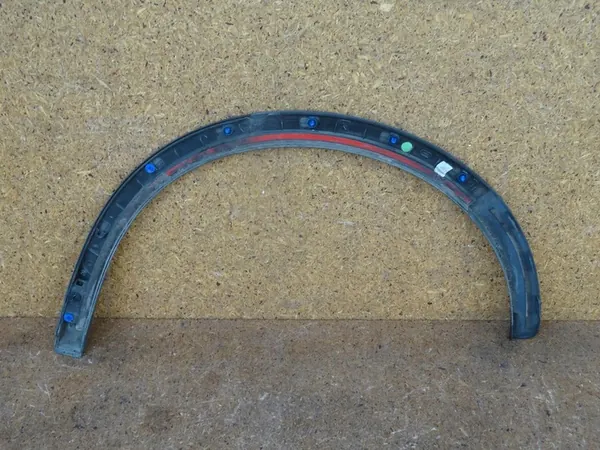 AUDI Q3 8U 11-18 Takaoikea Lokasuoja 8U0853818B image 6