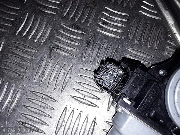 Regulador de janela Nissan Juke 2010 827310V01B image 4