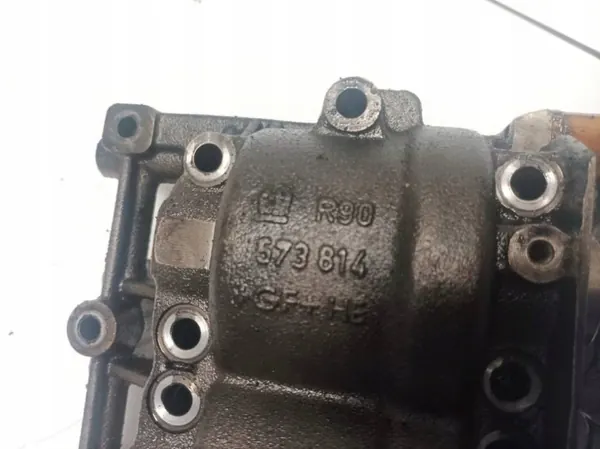 Pompe à huile OEM r90573814 pour Opel Vectra 2.2L image 4