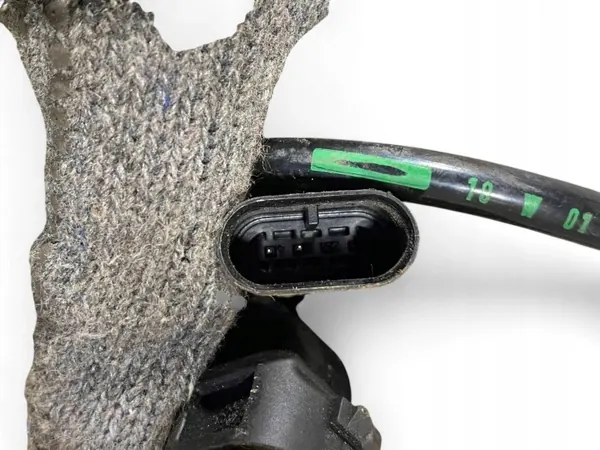 Mercedes-Benz bakre höger hjulnav OEM A2055467380 image 10