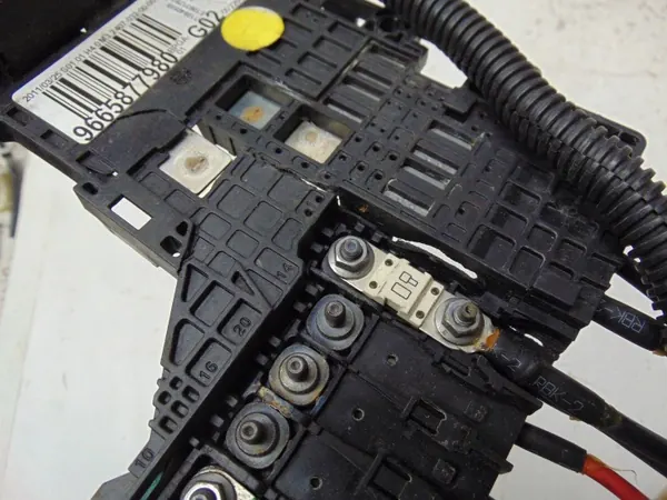 Batterie-Steuermodul OEM 9665877980 für Peugeot 508 image 10