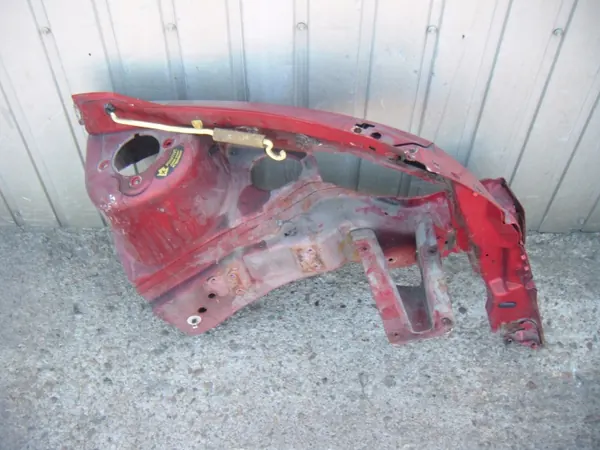 Chrysler PT Cruiser 00- Fram Vänster Sill image 3