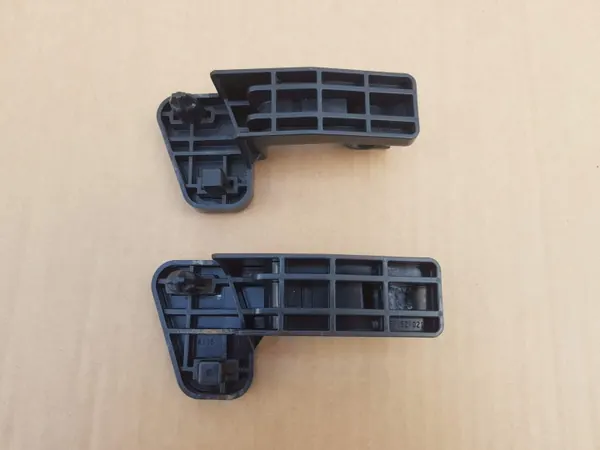 Clip de verrou OEM 53452-02120 pour Toyota Auris II image 3