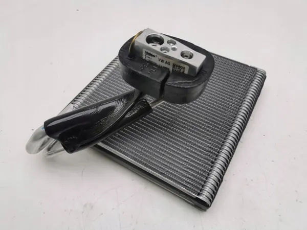 Noyau de chauffage Audi A3 8Y 2023 OEM 5Q0816679B image 5