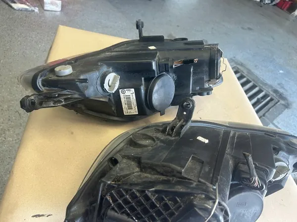 VW GOLF V PLUS LAMPADAS DA FRENTE COMPLETAS EUROPA image 10