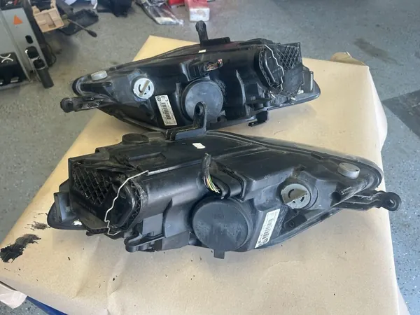 VW GOLF V PLUS LAMPADAS DA FRENTE COMPLETAS EUROPA image 8