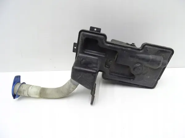 Pesulaitteen säiliö OEM 5N0955453A VW Tiguanille image 3