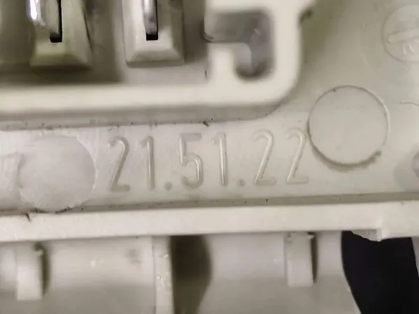 Contacts de phare arrière VOLVO S60 II 215122 2.0L Diesel 2012 image 6