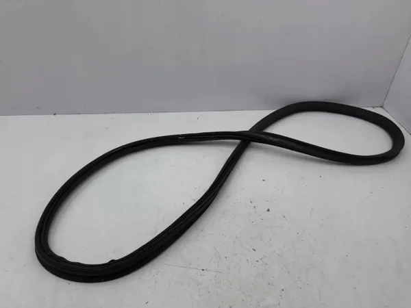 Tesla Model S 2014 Motorhuvestätsning OEM AMD131539 image 2