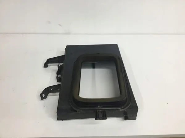 Tampa bateria Audi OE 8E1819447 - Acabamento satinado preto image 2
