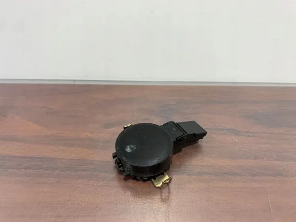 Opel Grandland X Sensor OEM 9813167380 - Gebraucht image 2