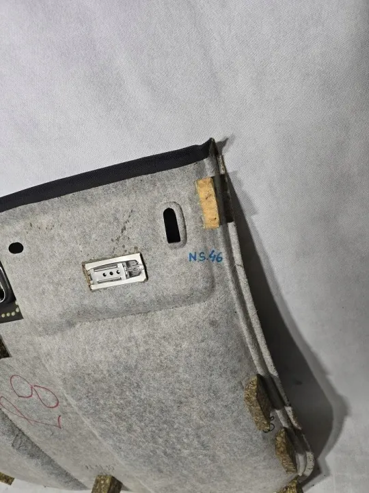 Audi TT II 8J Taktäcke Lamp OEM 8J0951177 image 6