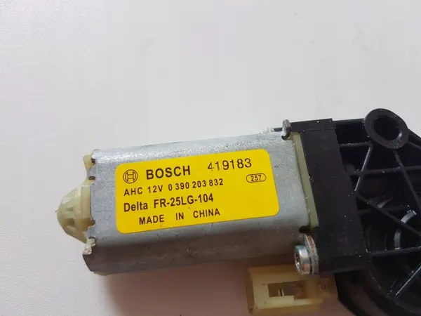 Sätesmotor Mazda CX-5 OEM 0390203832 Fram höger image 6