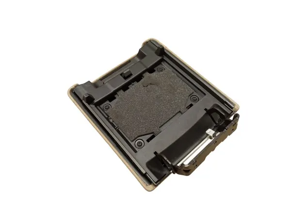 Insertion d'accoudoir console Land Rover ATV117504 image 4