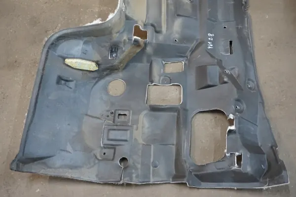 Y61 Geluidsisolatie Tussenwand voor Nissan Patrol image 3