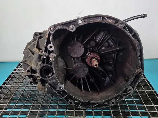 Manuaalivaihteisto PK5S017 Renault Trafic II 1.9 DCI image 2