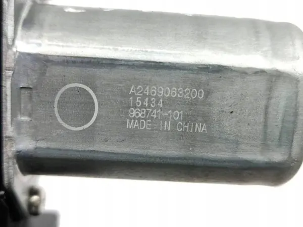 OEM A2469063200 Régulateur de vitre arrière Infiniti Q30 image 8