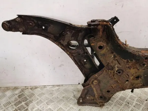 OEM 62401A6400 Frambalkar för Hyundai i30 2012 image 4
