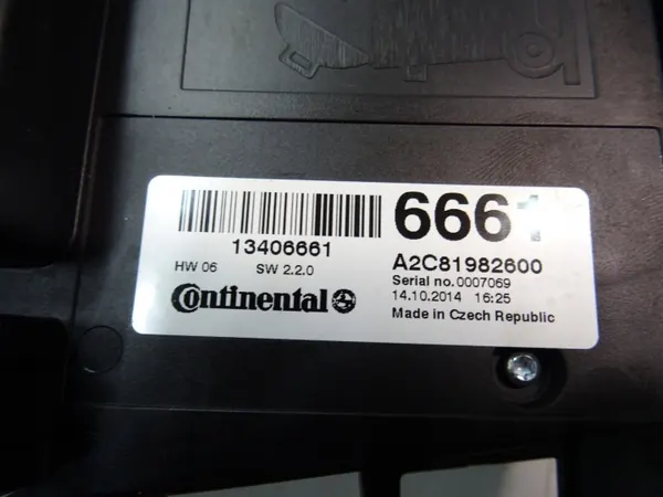 Opel Zafira C Radio Navigation Bedienfeld OEM 13406661 image 4