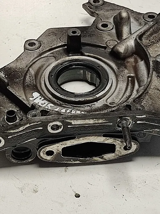 Citroen OE 1001 G8 Olja Pump image 4