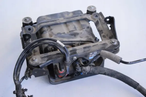 Compresseur de suspension Porsche Panamera (970) 97035815123 image 3