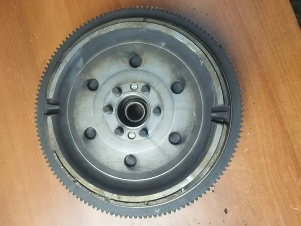 Volante Bi-Massa VW Audi 1.6 1.8 2.0 image 4