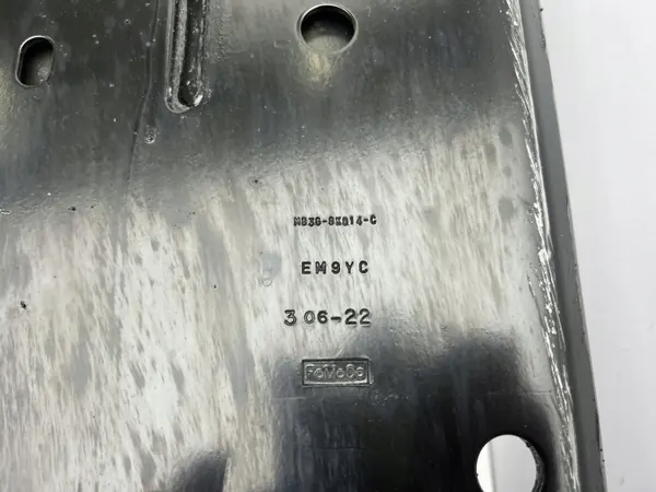 Unterbodenschutz Ford Bronco OEM MB3G-9K014-C Gebraucht image 5