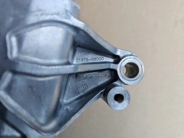 Support Moteur Kia OEM 21875-X900 - État Utilisé image 3