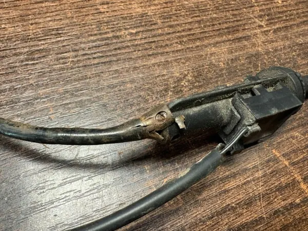 Skjutdörrgångjärn Vänster Sida OEM 9683908480 Toyota image 4