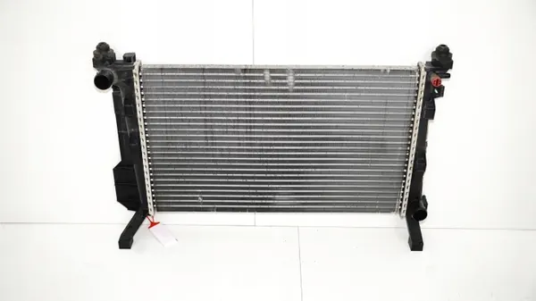 Radiateur d'eau Mercedes OEM 371117374 pour W245 image 6