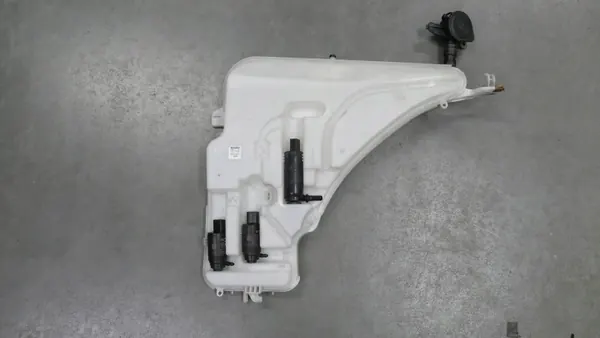 BMW F20 F21 F31 Spolarvätskebehållare 7241675 image 2