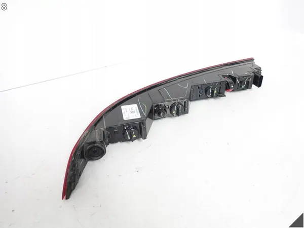 AUDI Q5 SQ5 80A II Luz Trasera Derecha image 9