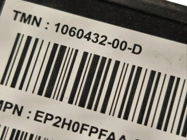 Tesla värmväxlare OEM 1060432-00-D för Model X 2019 image 9