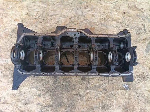 Jeep Moottorilohko 4.0L Grand Cherokee WJ 99-04 image 9