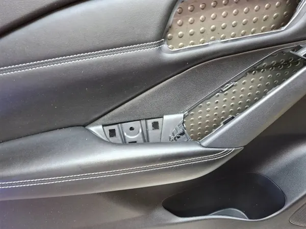 OEM S25165650 Framvänster Dörrklädsel Nissan Qashqai J12 image 5