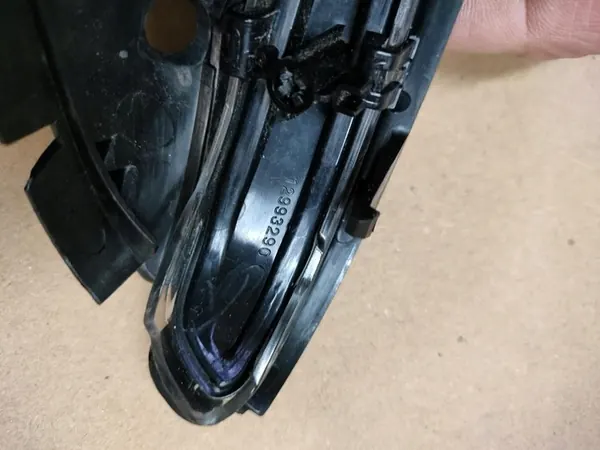 Carcaça do indicador de espelho direito Kadjar image 4