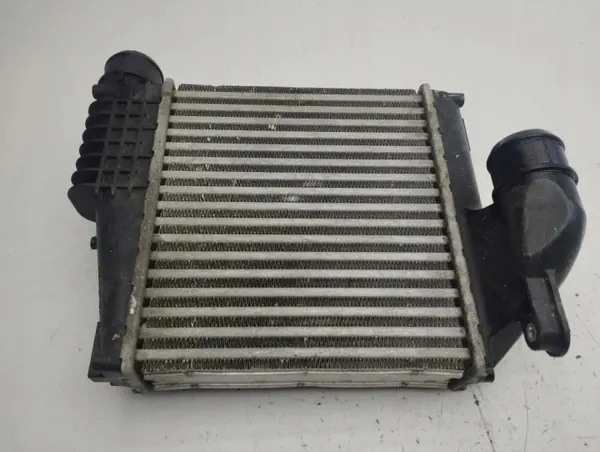 Intercooler-jäähdytin OEM P9675627980 Citroën C4:lle image 5