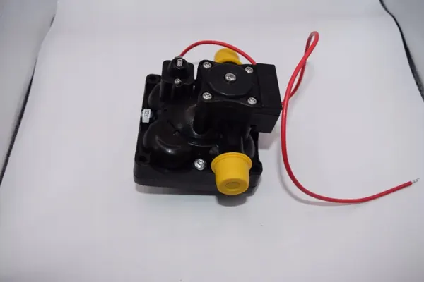 Tête de pompe OEM 11503231 pour LS/LP - Occasion image 4