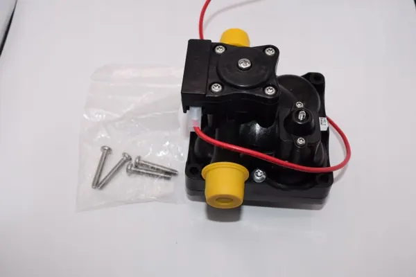 Tête de pompe OEM 11503231 pour LS/LP - Occasion image 6