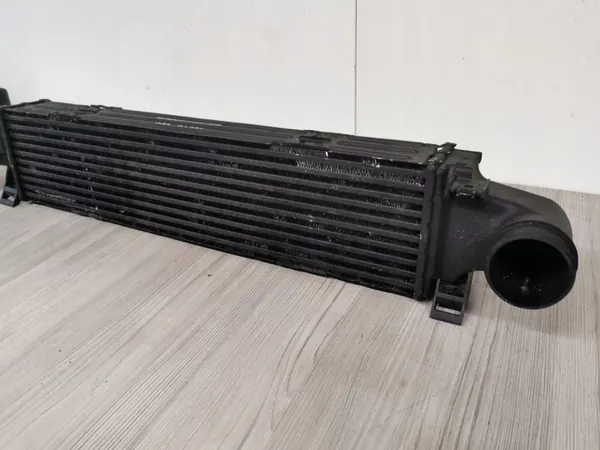 Intercooler d'occasion OEM 31338236 pour Volvo V70 image 4