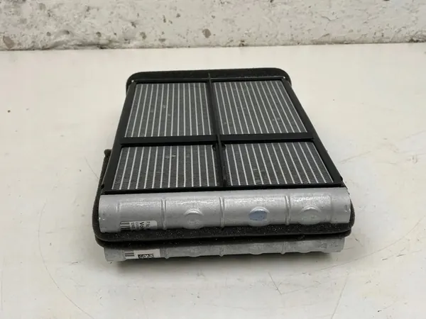 Volvo XC60 2019 Verwarmingsradiator image 3