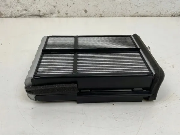 Volvo XC60 2019 Verwarmingsradiator image 4