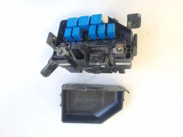 Caja de fusibles OEM 00517986150 para Kia Hyundai i20 image 2