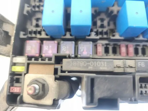 Caja de fusibles OEM 00517986150 para Kia Hyundai i20 image 6