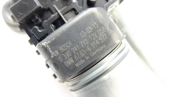 BMW E46 Etuikkunan pyyhkijämoottori OEM 6914577 image 3
